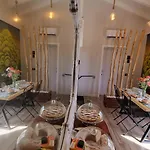 Le Tre Ninfe Nocleg ze śniadaniem 4*