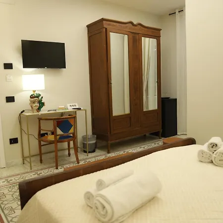 Le Tre Ninfe 4* 奇尼斯